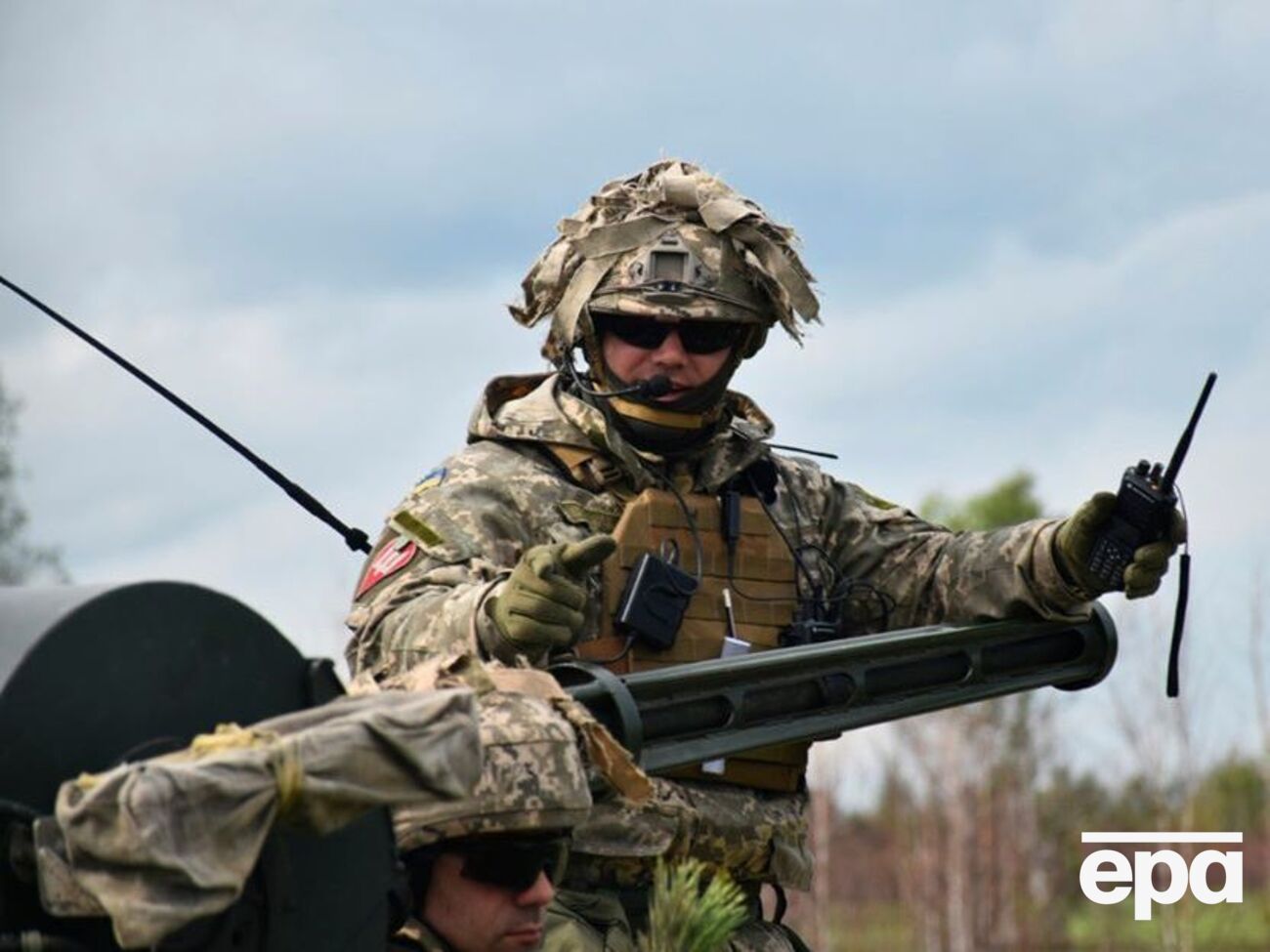 С полуночи на фронте тихо