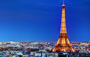 Ейфелеву вежу закрили для відвідувачів 13 березня через пандемію COVID-19