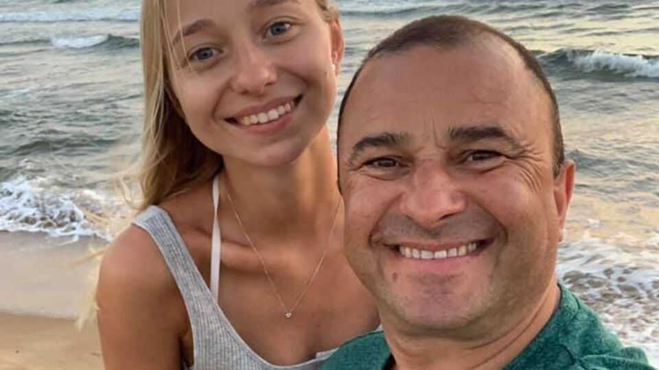 Репяхова: Что самое интересное, сам сын рад, когда папа работает. А вас что-то не устраивает