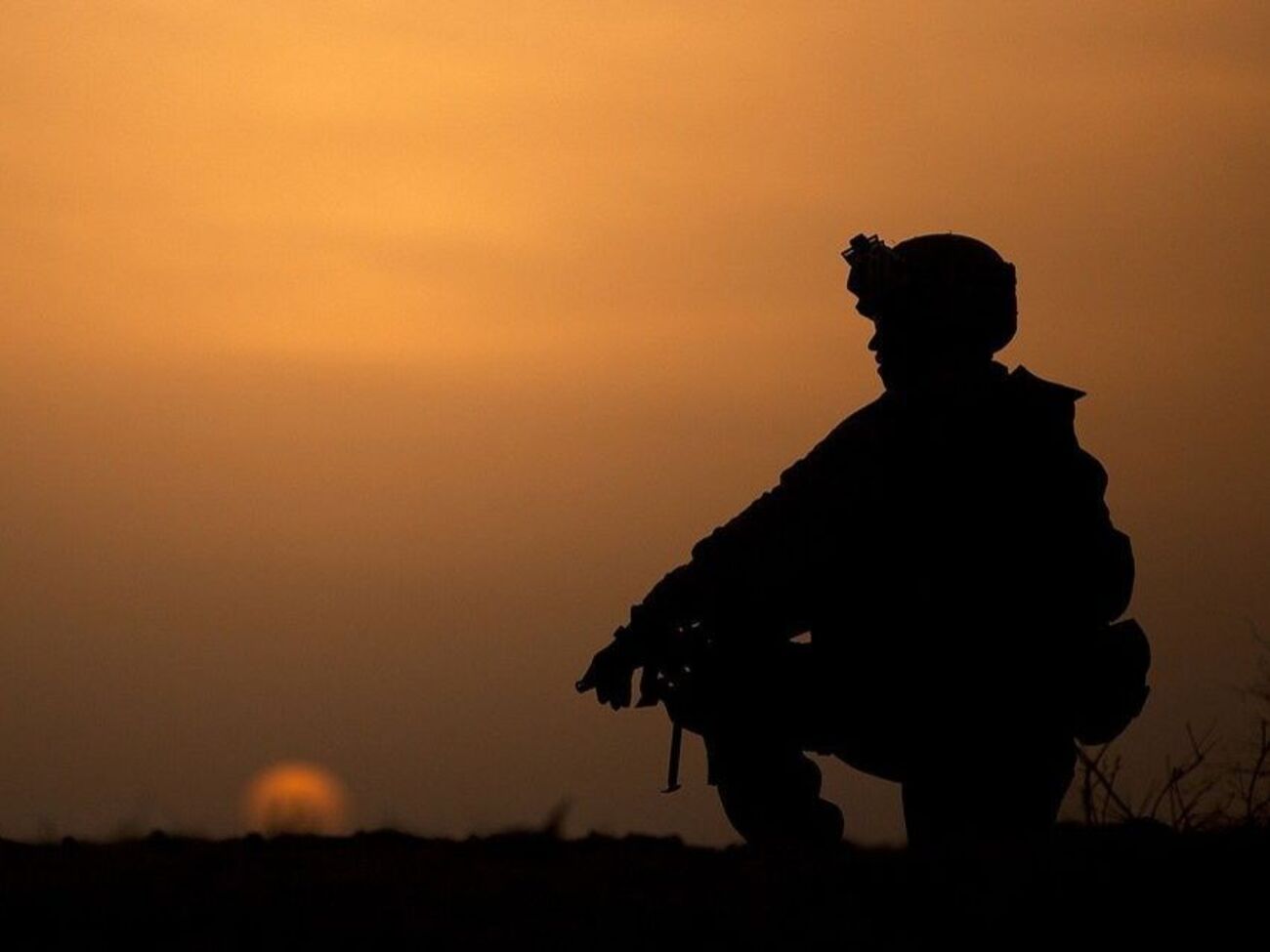 У поліції заявили, що жінку охороняють "і вдень, і вночі"