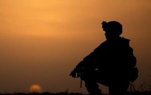 У поліції заявили, що жінку охороняють "і вдень, і вночі"