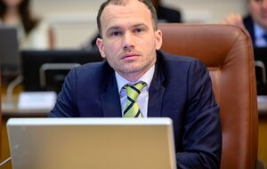 Малюська считает, что автоматической должна быть люстрация только топ-чиновников