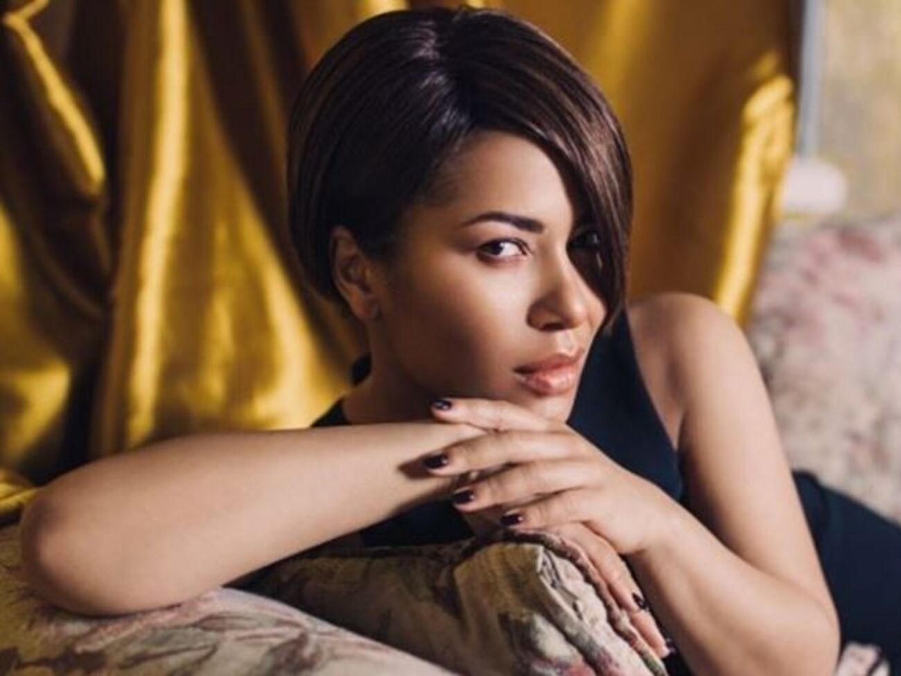 Гайтана:&nbsp;Я люблю музыку о любви. Где каждая строчка пропитана самым прекрасным чувством на земле