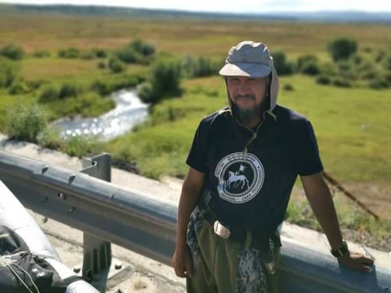 Габишев відомий тим, що в березні 2019 року пішки вирушив до Москви для проведення обряду "вигнання" Путіна