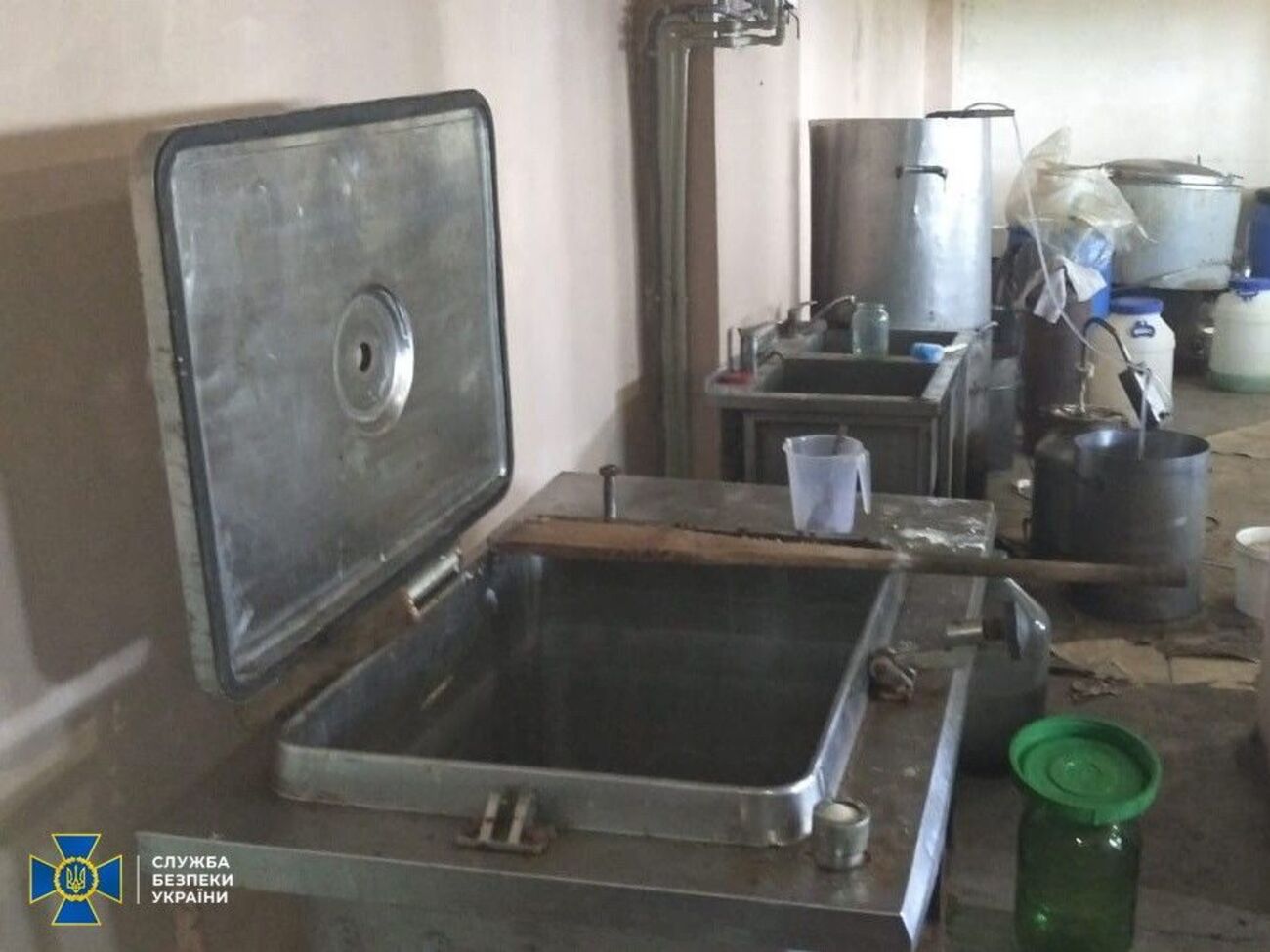 Реалізовували неякісну продукцію на сайтах приватних оголошень та в одній з аптечних мереж Дніпропетровської області