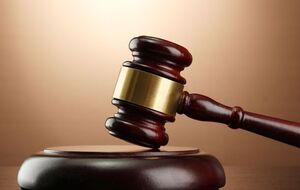 Судья частично удовлетворил ходатайство обвинения