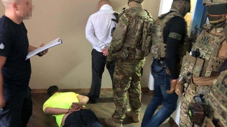 Псевдосоветник угрожал коммерсанту физическим насилием и уничтожением имущества