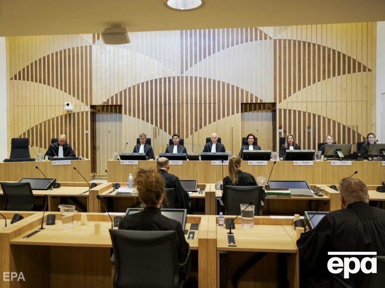 У Нідерландах триває суд у справі про загибель 298 пасажирів і членів екіпажу MH17