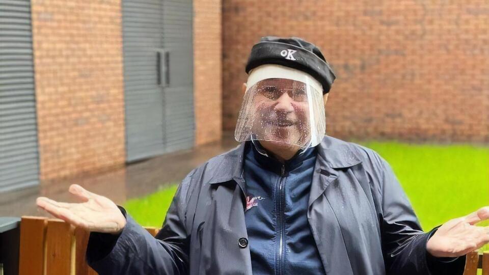 Петросян: Людина під дощем