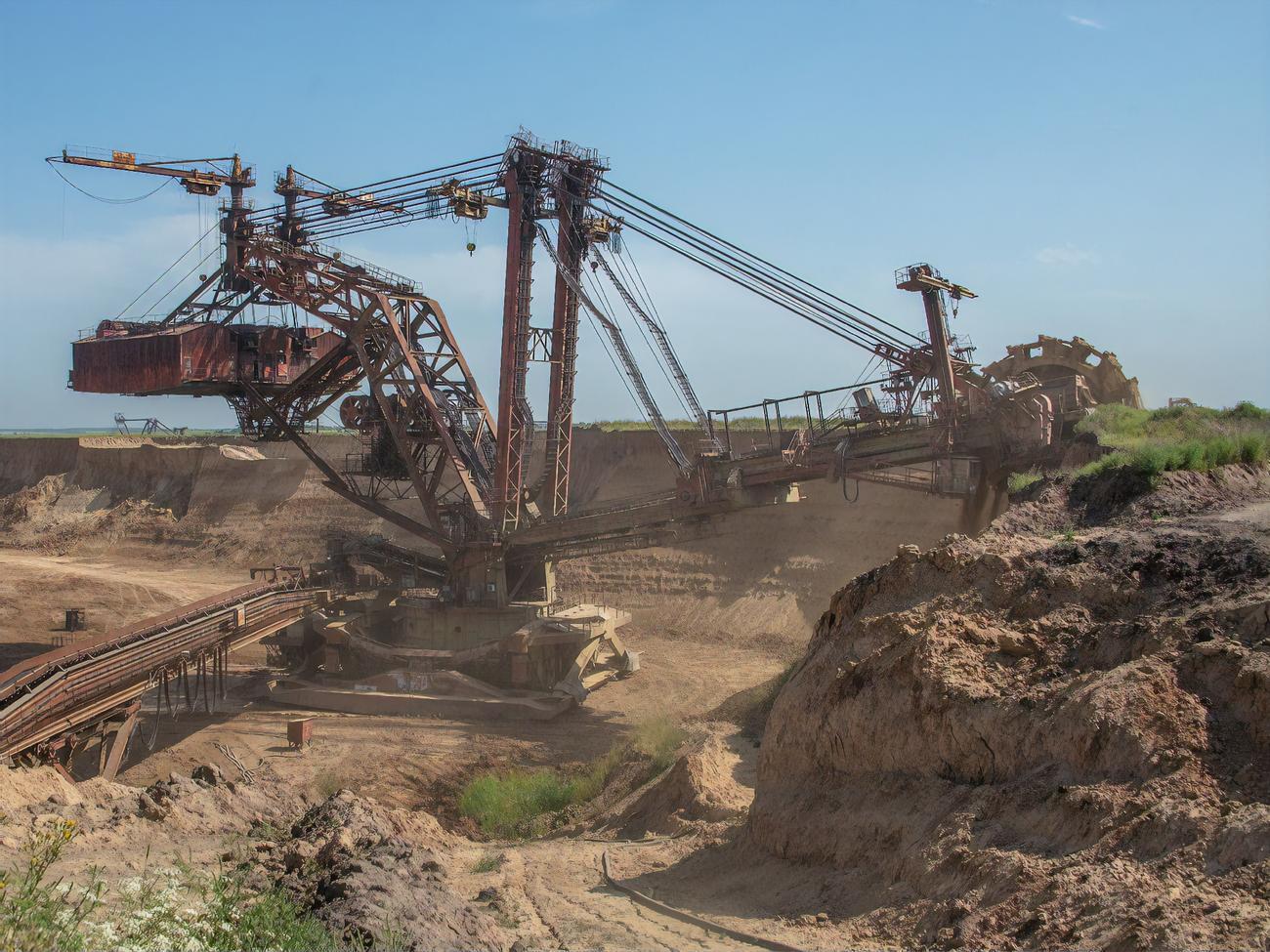 Центральний офіс не дає роз'яснень про подальші дії комбінатів, зазначає агентство "РБК-Україна"