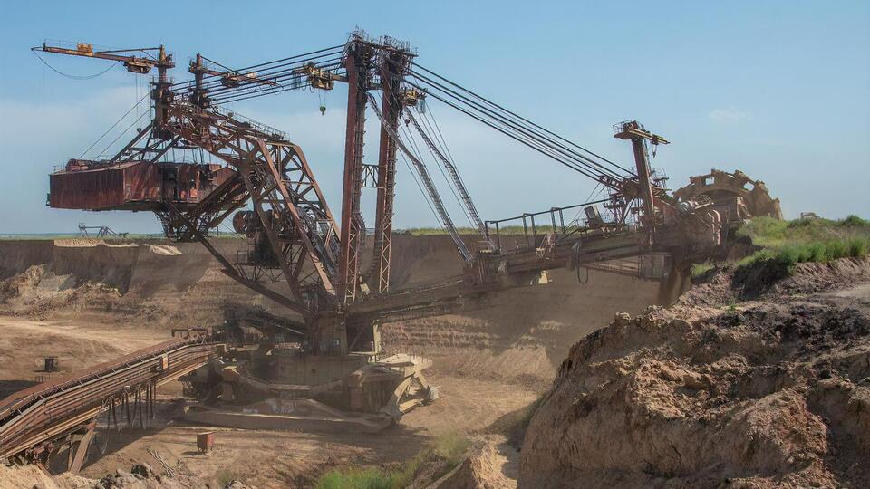 Центральний офіс не дає роз'яснень про подальші дії комбінатів, зазначає агентство "РБК-Україна"