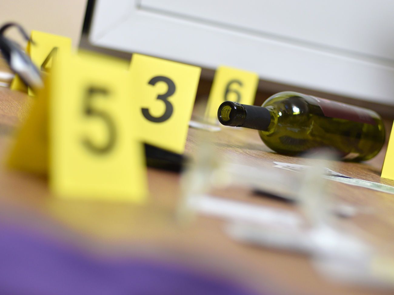 Следствие установило, что изнасилование произошло после совместного распития полицейскими алкоголя