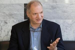 Фельштинський: Трамп є головним підбурювачем і провокатором у будь-якому конфлікті, оскільки особисто він перемогти може лише на гребені розколу