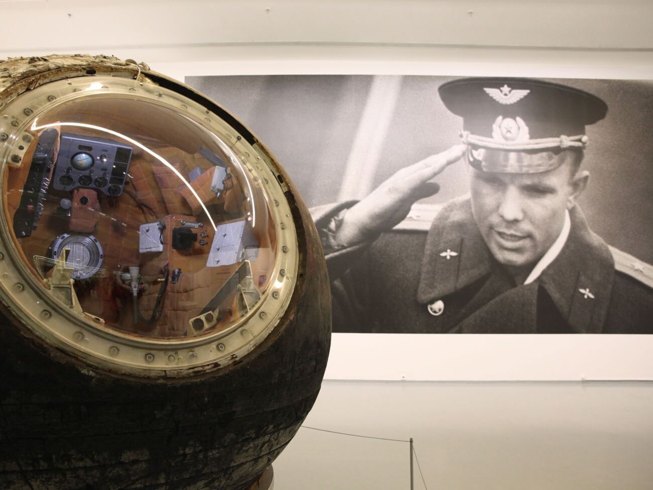 Гагарин будет "объявлять" о начале движения лифта