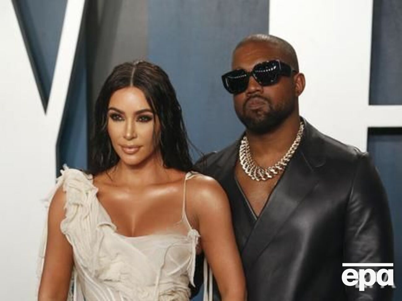 Уэст гордится новым статусом супруги