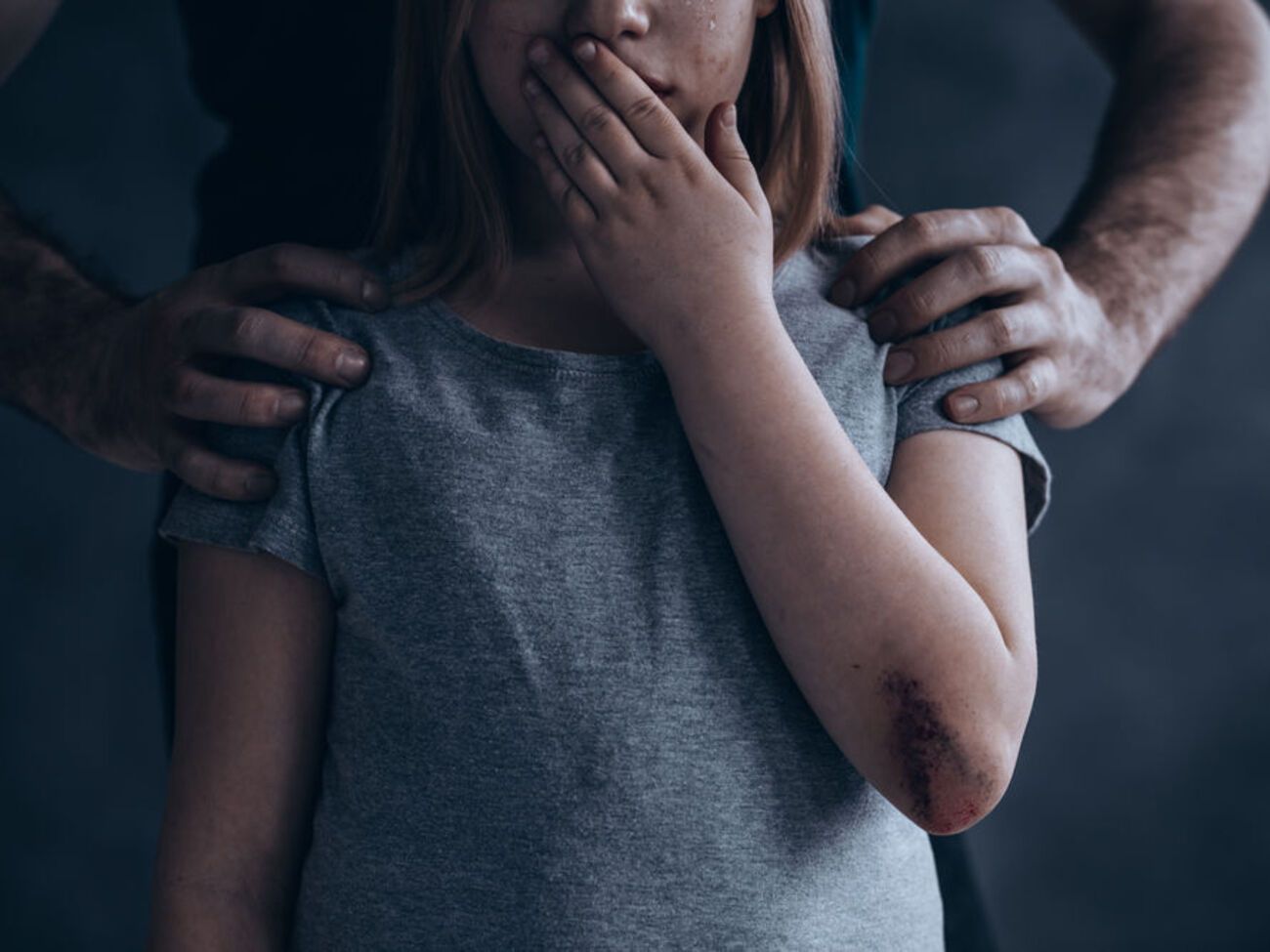 В мае первого подозреваемого по делу о насилии над детьми в сети отправили в тюрьму на 10 лет