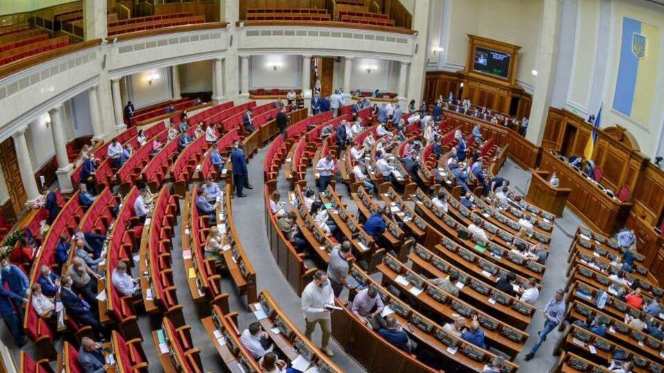 За "Европейскую солидарность" на выборах проголосовали бы 15,7%, а за "Батьківщину" – 8,5%