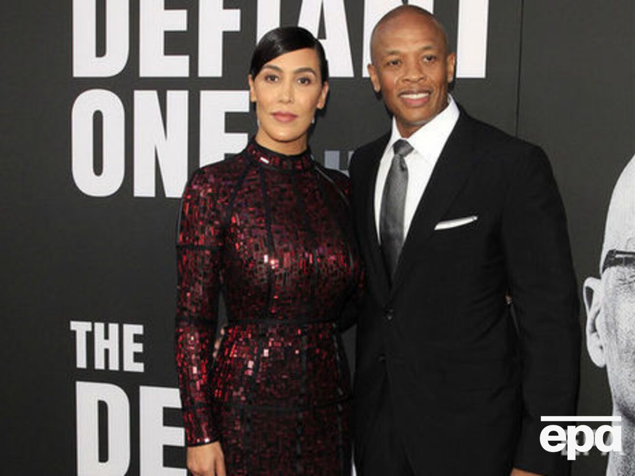 Николь Янг родила музыканту сына и дочь