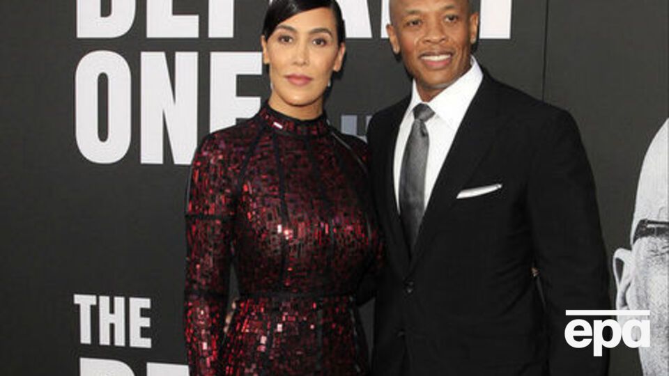 Николь Янг родила музыканту сына и дочь