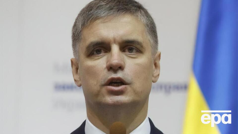 Арахамія стверджує, що Пристайко (на фото) йде з посади "за згодою"