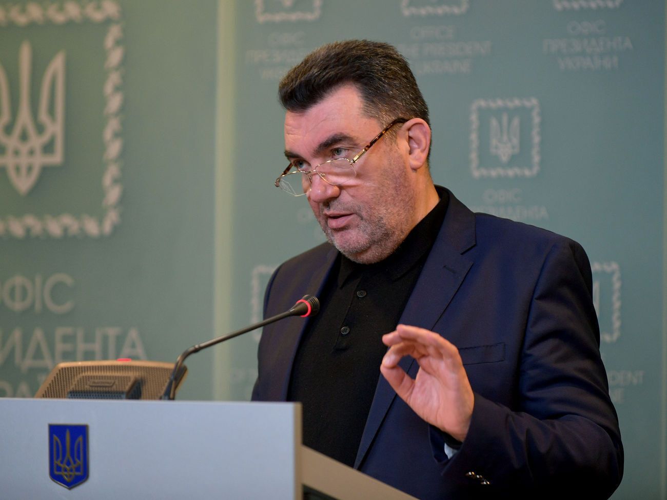 Данилов отметил, что Россия не выполняет свои обязательства по Минским соглашениям