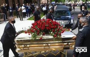 Похороны Флойда оплатил боксер Мэйвезер