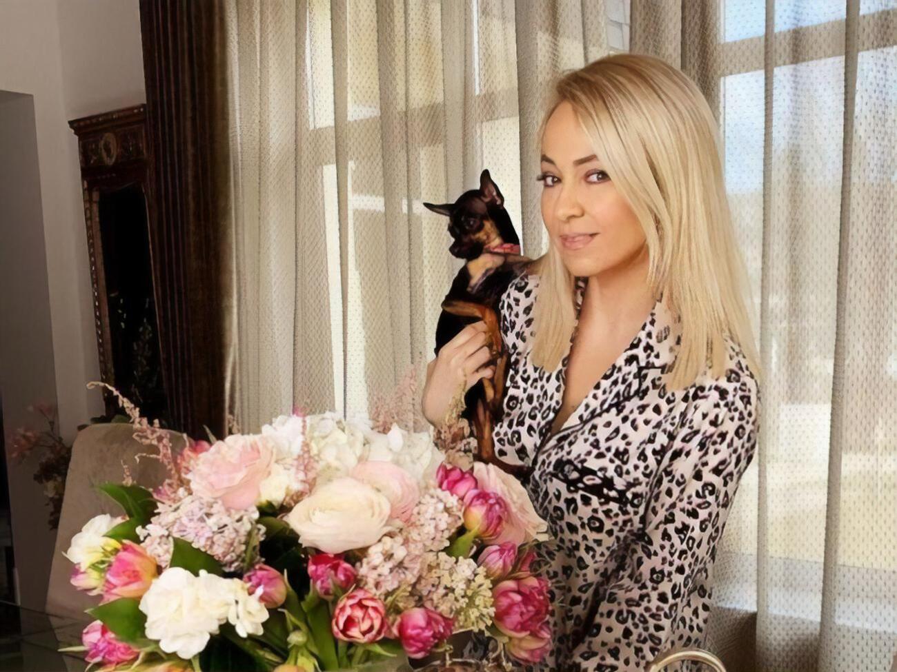 Рудковская о своей собаке:&nbsp;Наша Фифа &ndash; единственная, кто в нашей семье снимается за вкусную еду