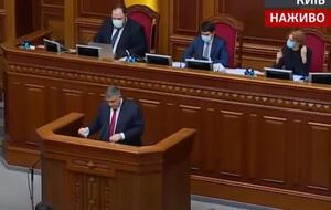 Аваков сьогодні відзвітував про свою роботу перед депутатами