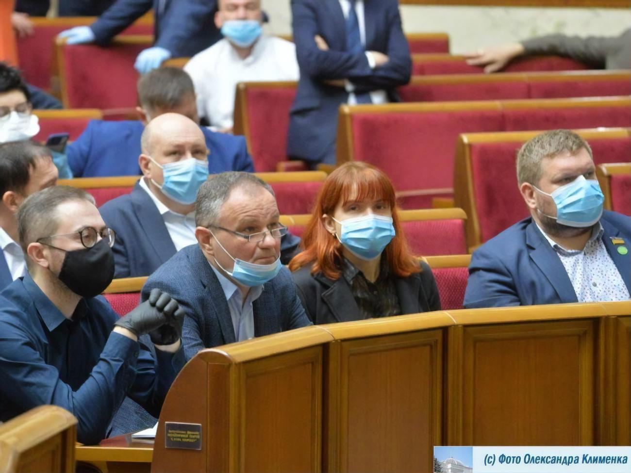 За створення комісії проголосувало 319 депутатів