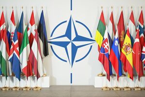 Україна активізувала співпрацю з НАТО 2014 року на тлі анексії Криму Росією і збройного конфлікту на Донбасі