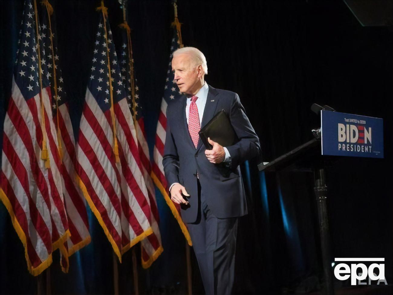 Байдену 77 лет