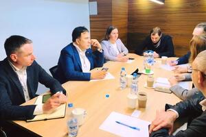 "Офис простых решений и результатов" уже проводит заседания