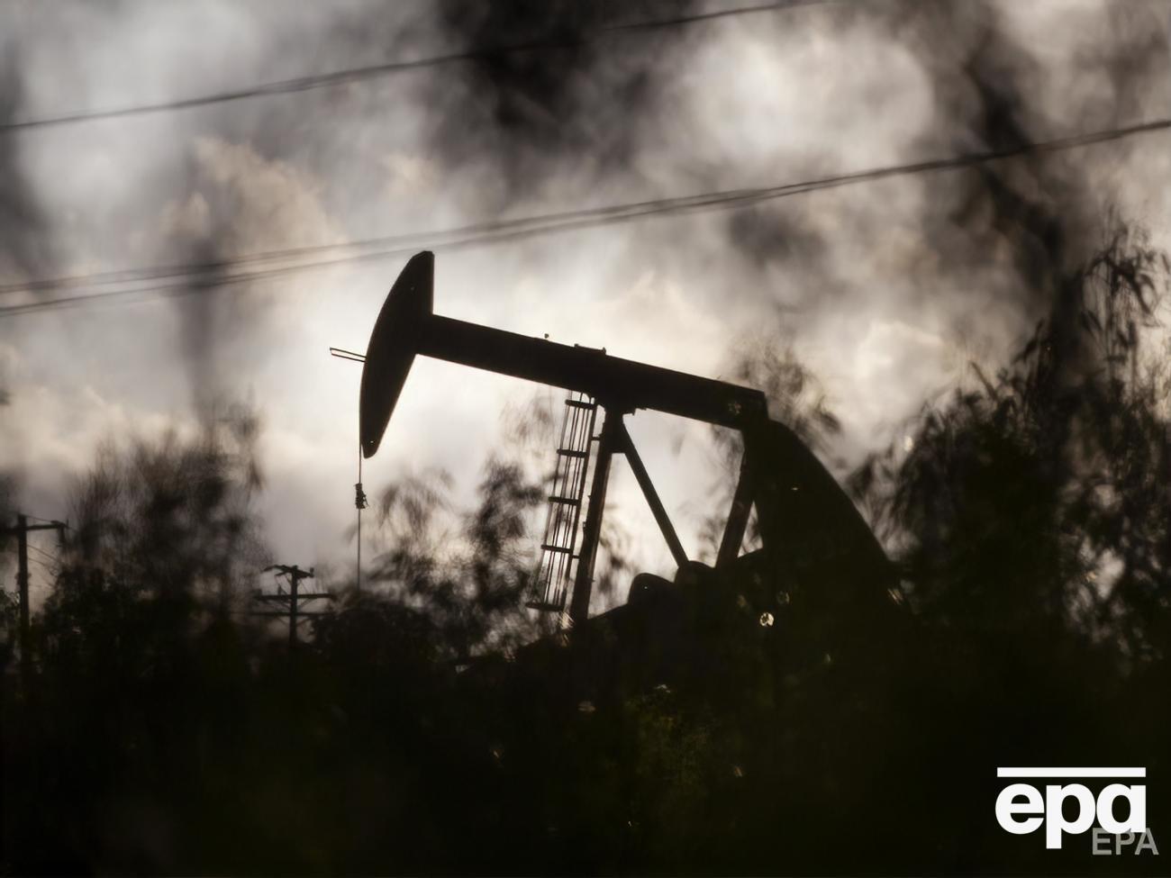 Страны, превысившие квоты по нефтедобыче, обязались дополнительно сократить добычу в июле-сентябре