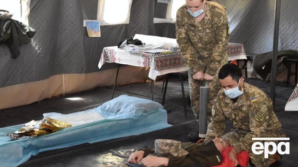 У зоні бойових дій на Донбасі російські окупаційні війська обстріляли позиції ЗСУ і поранили двох українських бійців