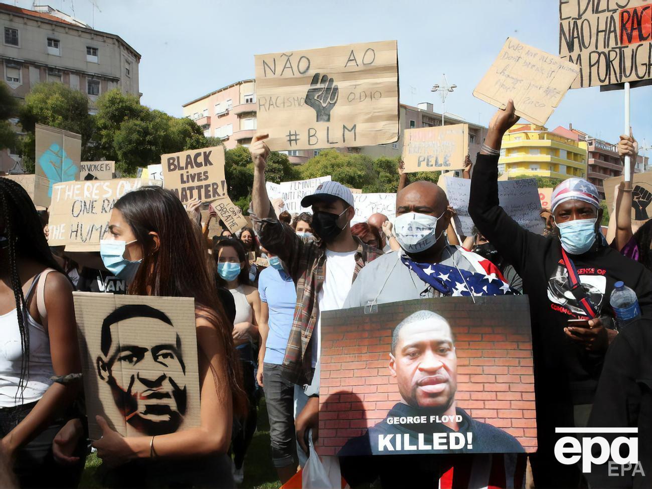 В США продолжаются массовые протесты в связи с гибелью Флойда