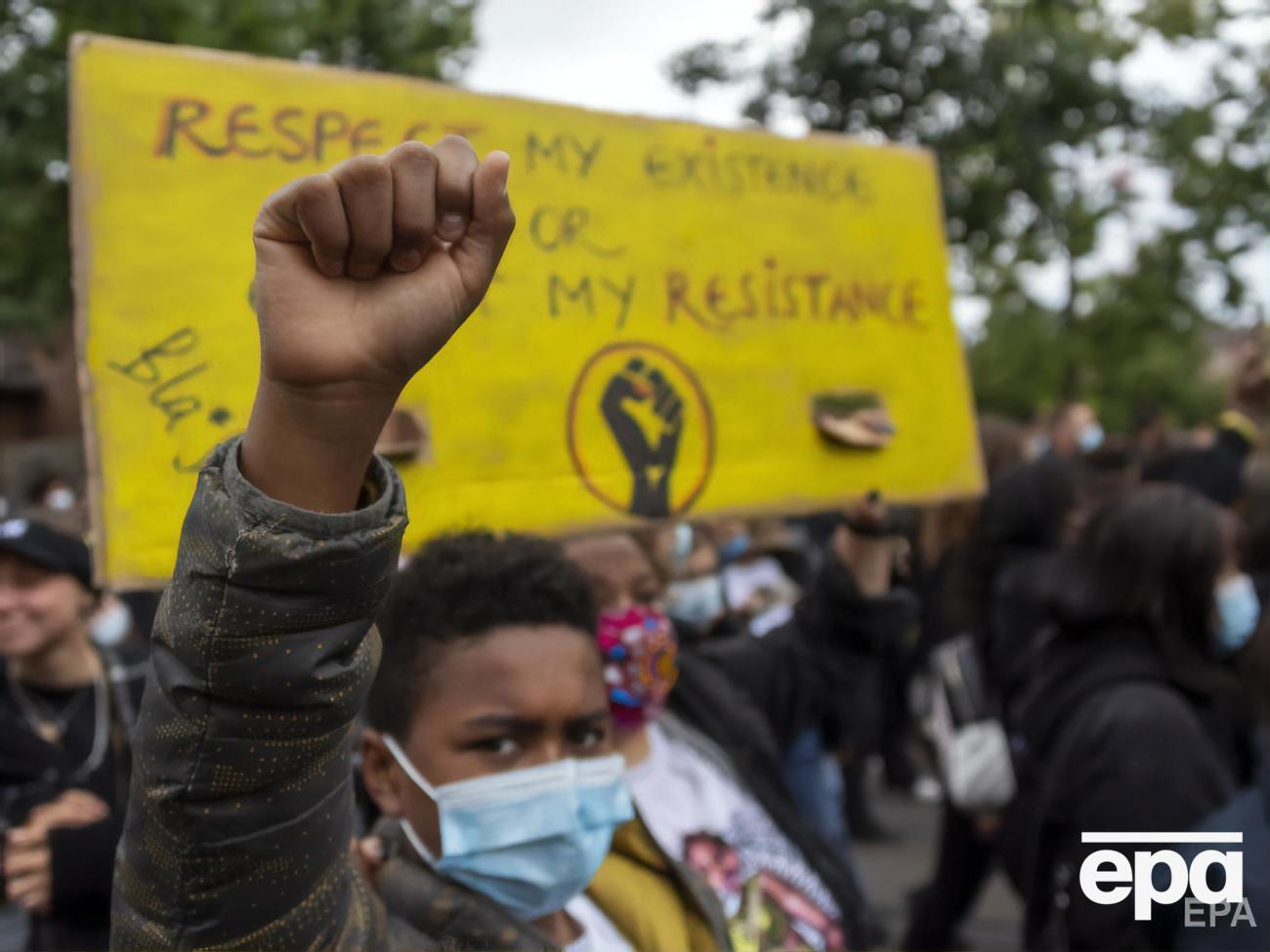 В Базеле предлагали протестовать против расизма в масках