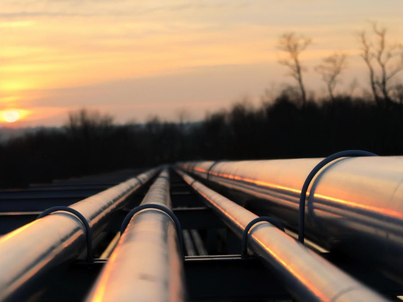 "Укртранснафта" впервые транспортировала американскую светлую нефть WTI