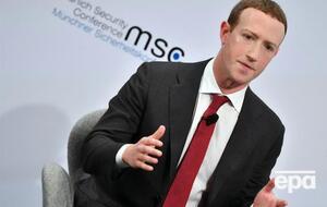 2 июня Цукерберг (на фото) принял решение не изменять, не маркировать и не удалять посты Трампа