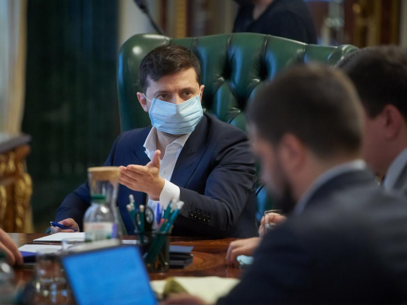 Зеленський: Тримаймо&nbsp;руку на пульсі і нагадуймо людям, що правила соціального дистанціювання й маскового режиму мають діяти