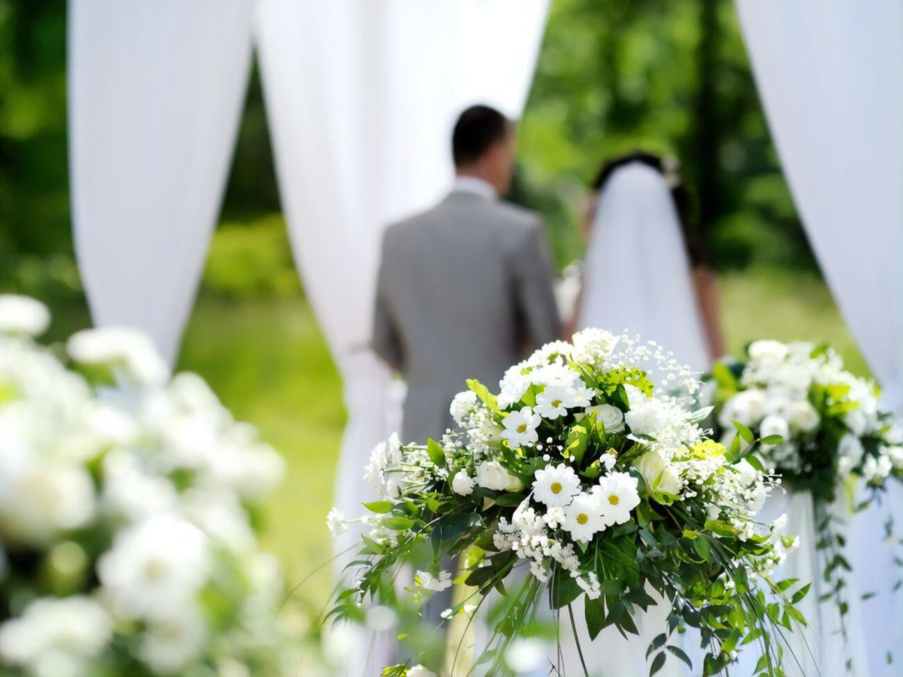Из-за пандемии коронавируса в стране изменились правила проведения свадеб