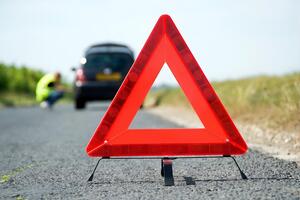 За даними поліції, підлітки в момент ДТП йшли по пішохідному переходу