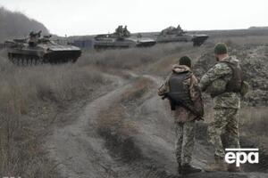 Після опівночі по українських позиціях кілька разів вели обстріл