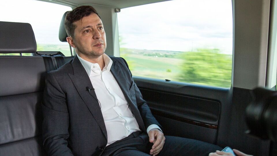 Зеленський: Мені, звичайно, сім'я не пробачила б. Вони сказали б, що я божевільний