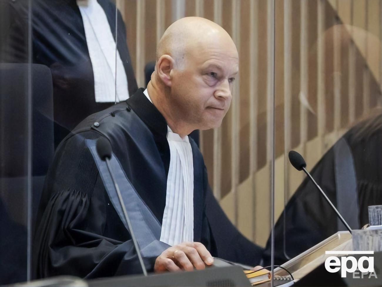 На процесі головує суддя Стейнгейс