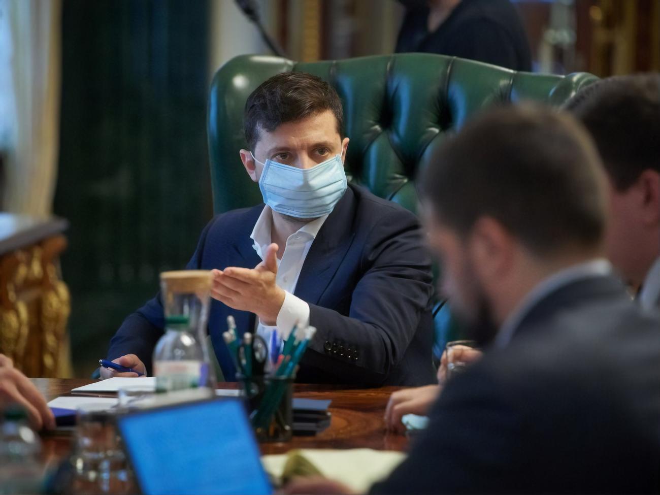 Зеленский рассказал, что обсуждал эту ситуацию с первым президентом Украины Кравчуком