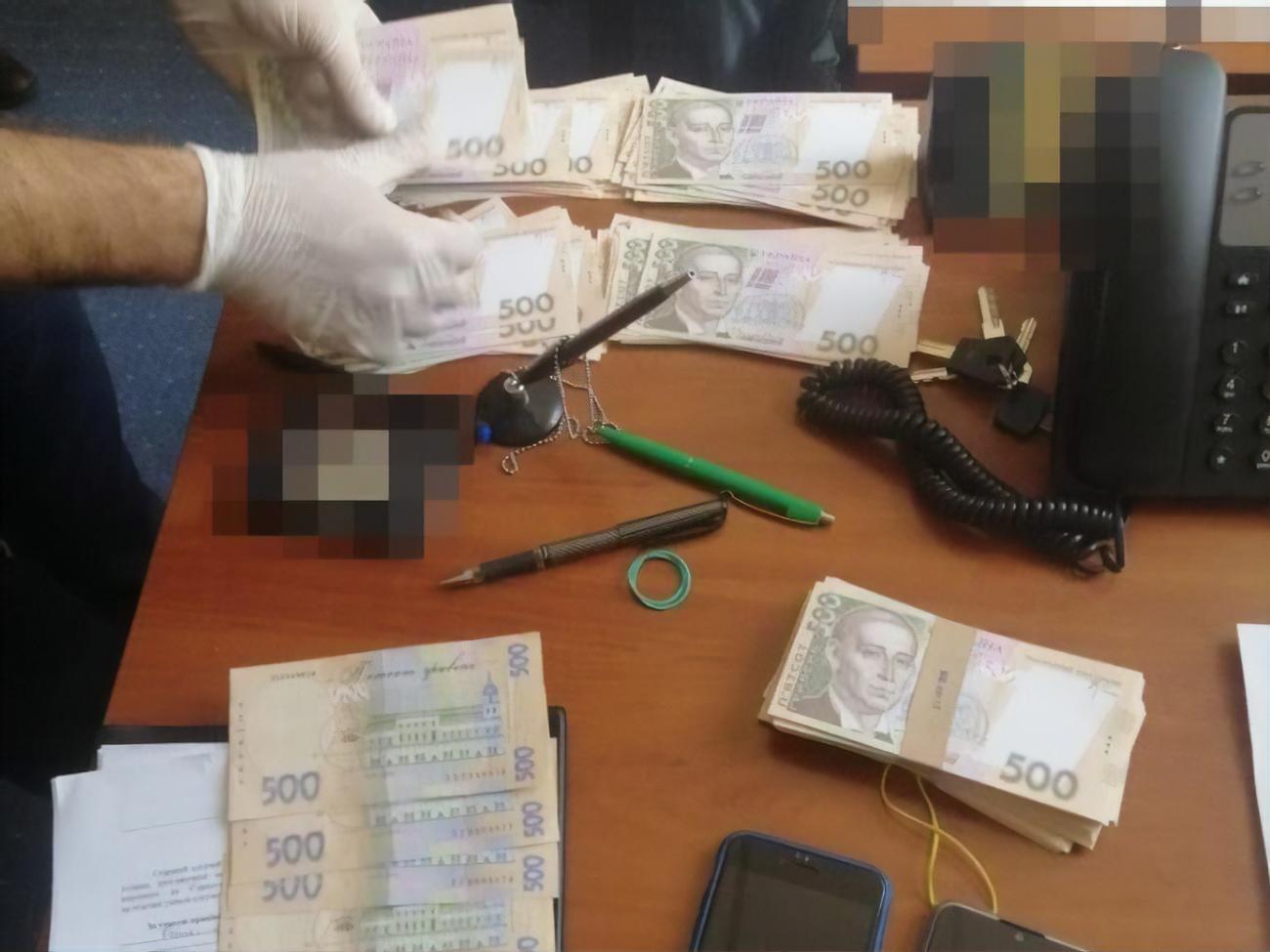 Проректору грозит наказание в виде лишения свободы на срок от трех до семи лет