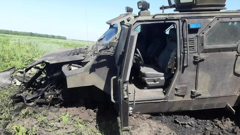 В Адеевке подорвался автомобиль Национальной гвардии