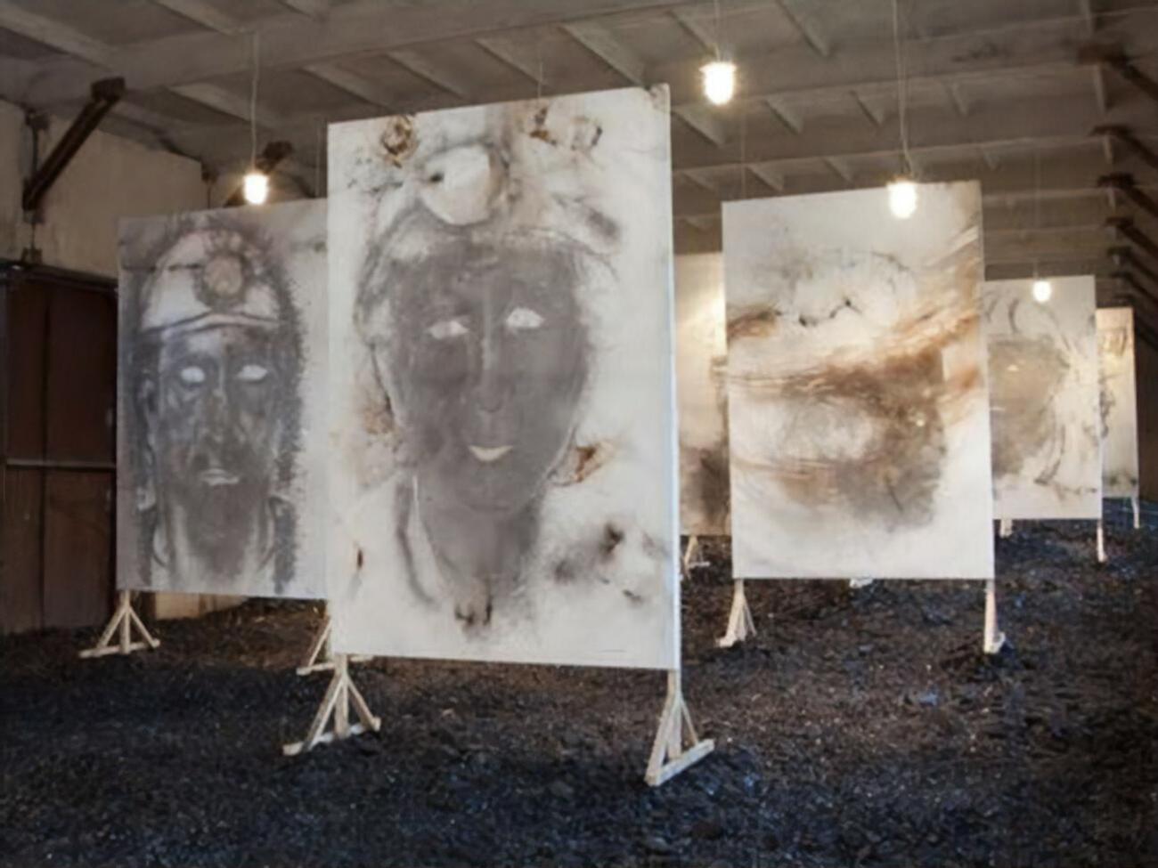 Центр "Изоляция"&nbsp;был основан в 2010 году на месте бывшего завода по изготовлению изоляционных материалов в Донецке