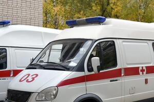 Раненого доставили в медучреждение