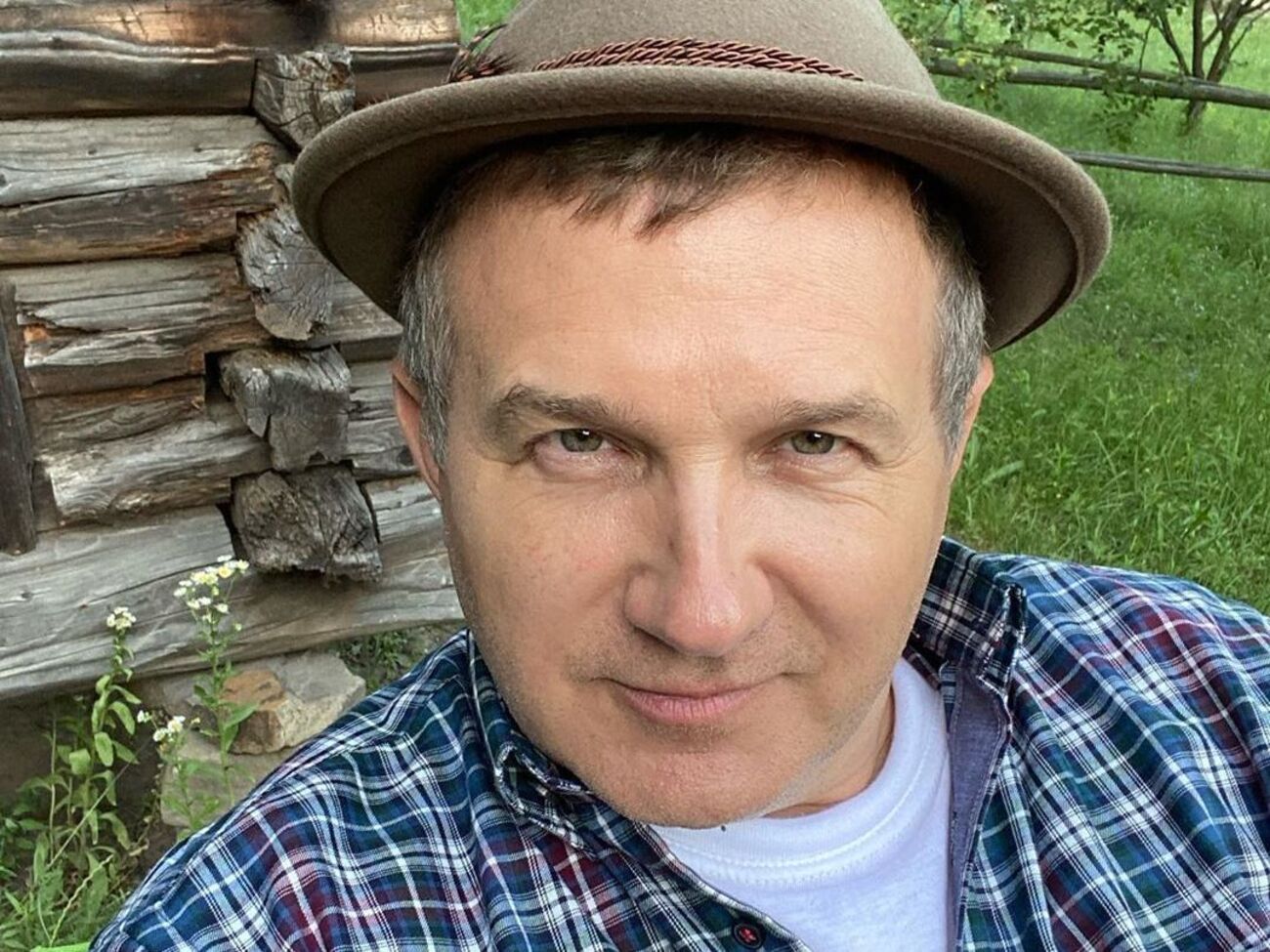 Горбунов: Ну, кто кого перепрыгает?